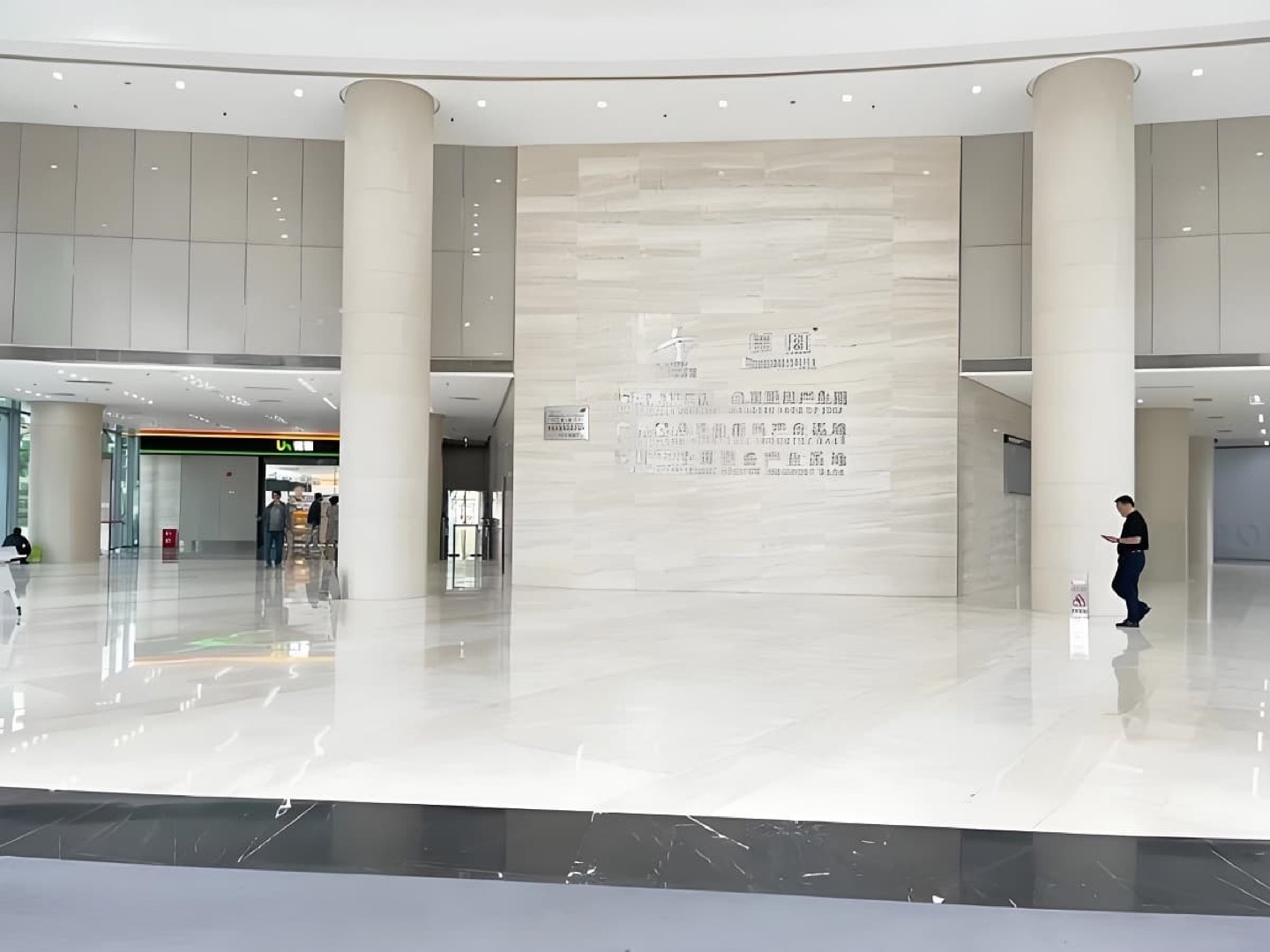长虹科技大厦电梯厅图