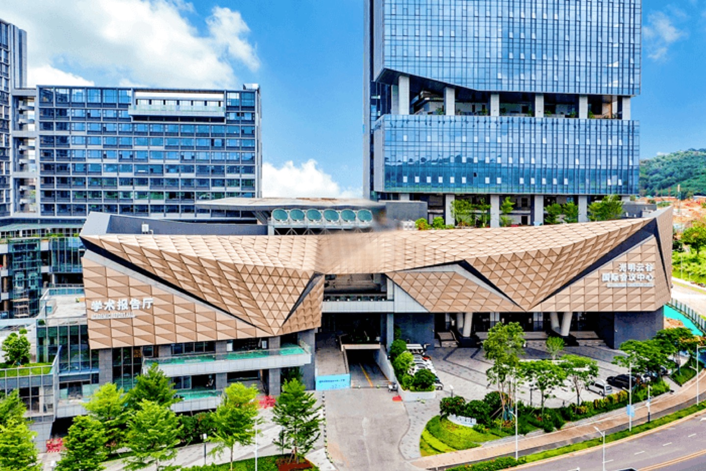 光明天安云谷大堂实景图