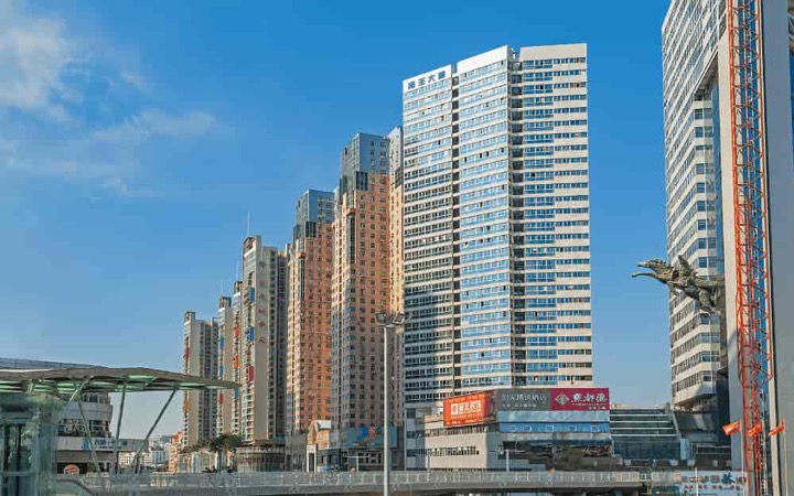 海王星辰大厦外观图