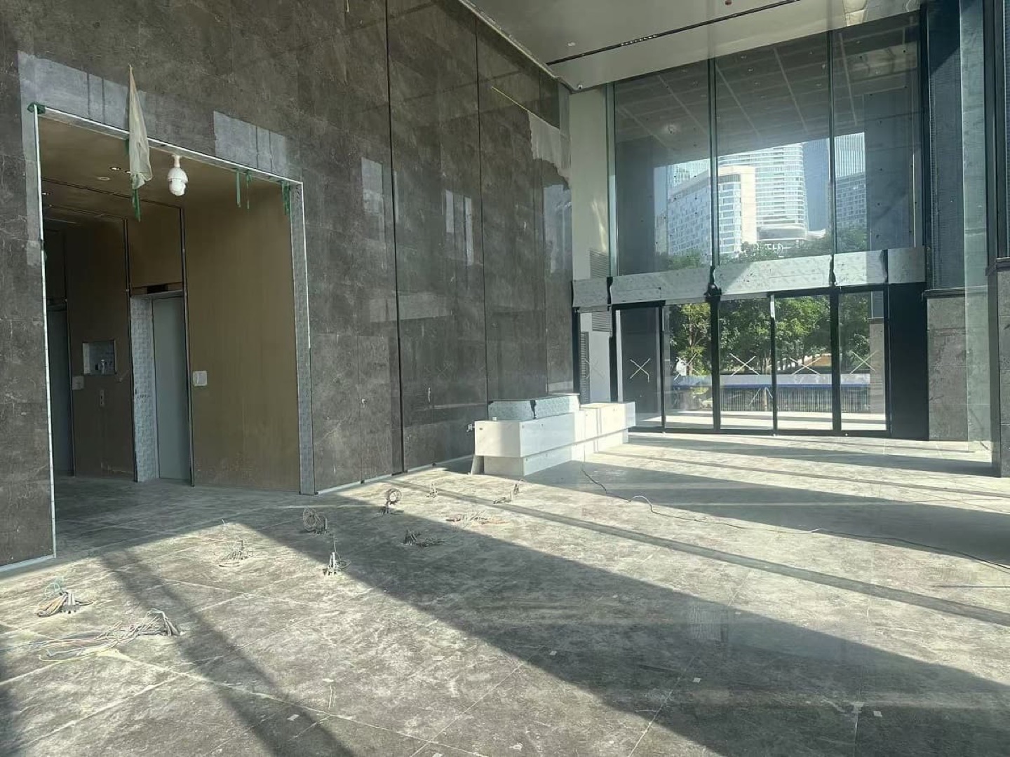 深圳创维海外发展大厦电梯厅图
